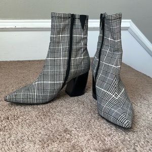 Jeffrey Campbell Houndstooth Print Booties